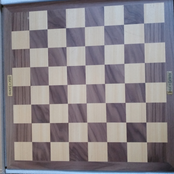 New Chess - Picture 3 of 7
